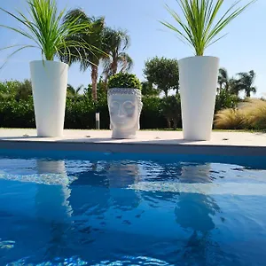 suite12.sicilyhotelsitaly.net/